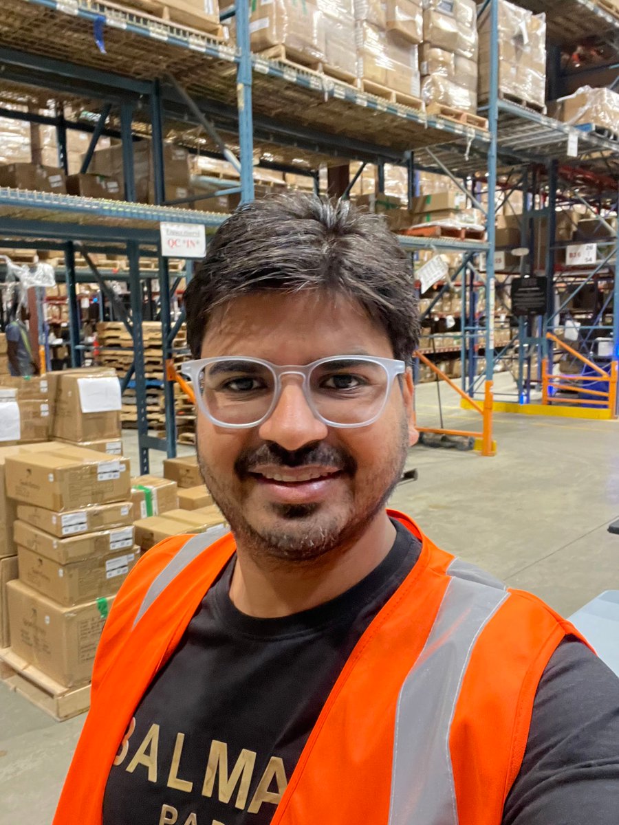 AbhiOperator's tweet photo. Expectations from Budget 2026:

Amid tariff pressures and shifting global sourcing dynamics, this Budget represents a crucial inflection point for India’s textile and apparel sector, a major employer and a key contributor to exports and economic growth. 

https://t.co/J1VbAsTgMU https://t.co/WZdtDp33EE