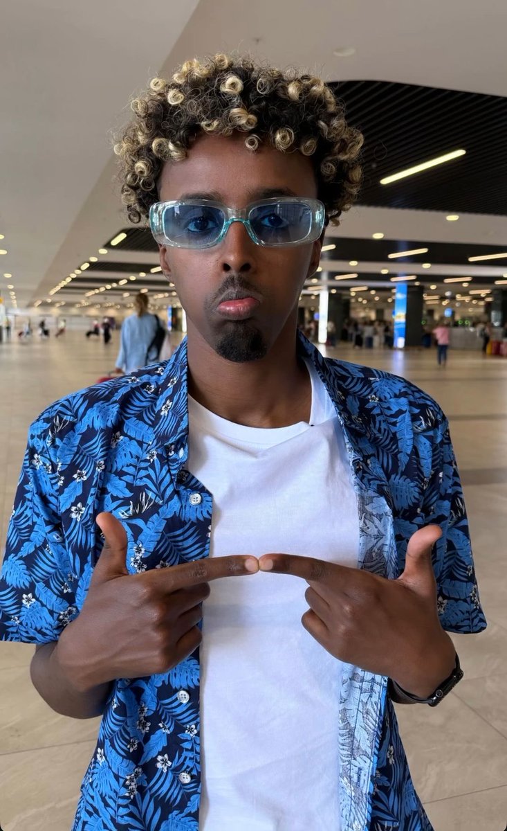wardennkun's tweet photo. im lowk a bitch bruh https://t.co/v2DqTGnJtq
