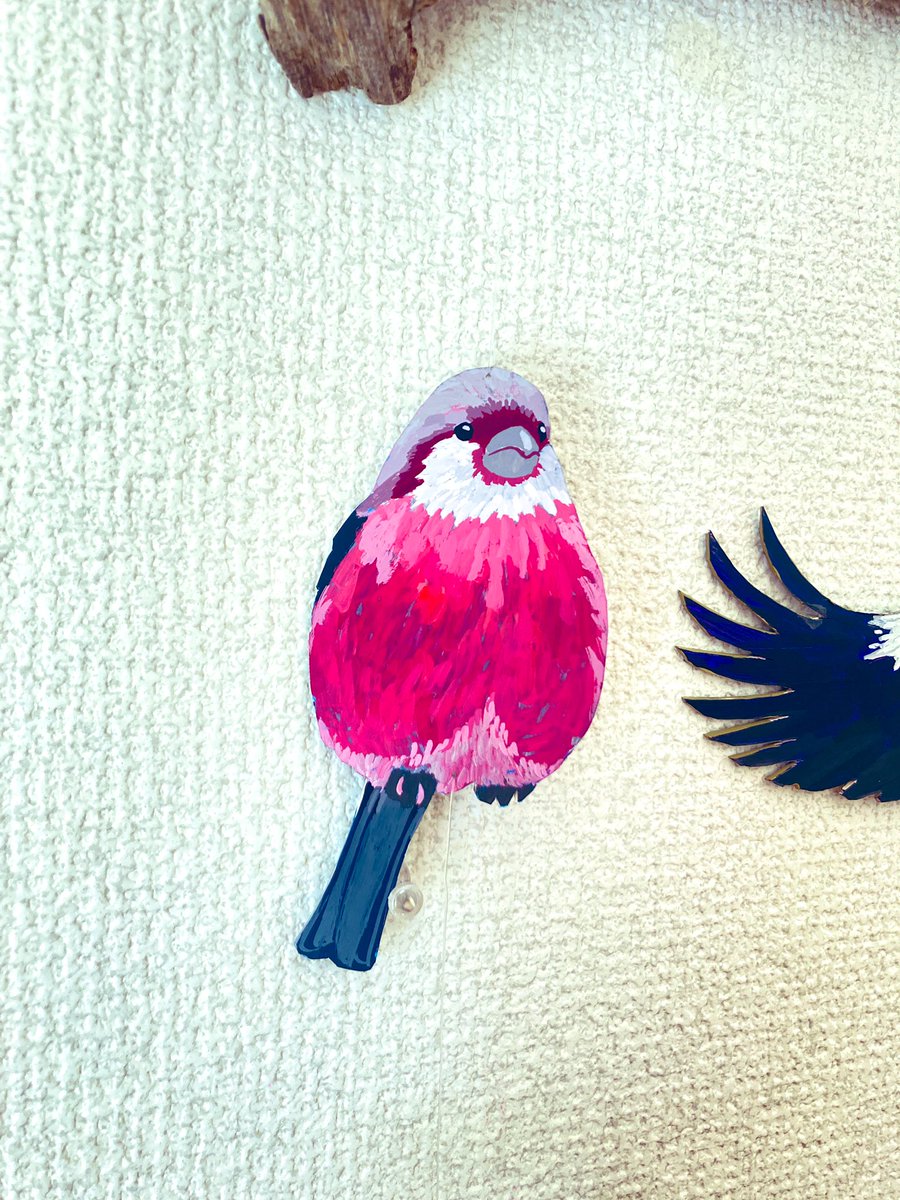 鳥のモビールに新しい仲間が加わりました🐦‍⬛
