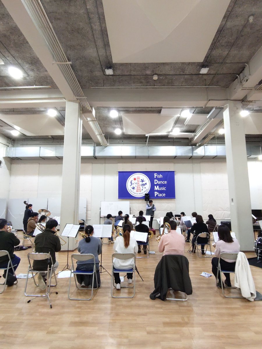神戸シンフォニックバンド tweet media