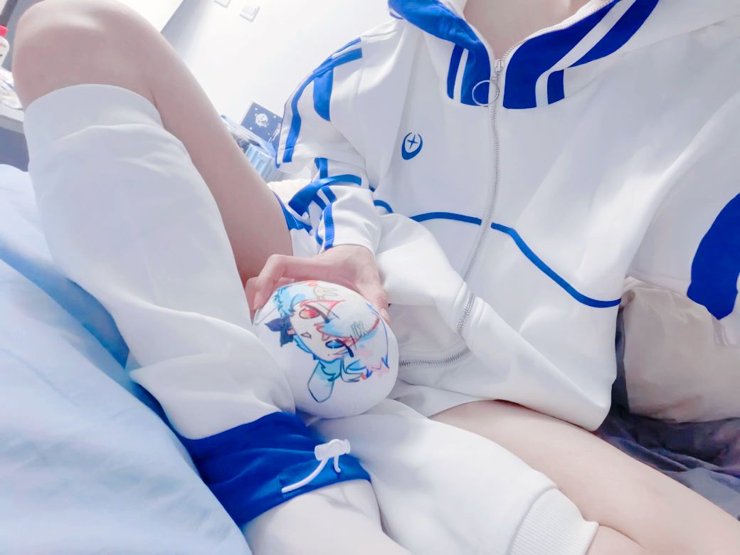 Momomomo_ran's tweet photo. 正在孵@rebi2025的蛋~
Hatching @ rebi2025's eggs ~ https://t.co/d9UgpfuaMK