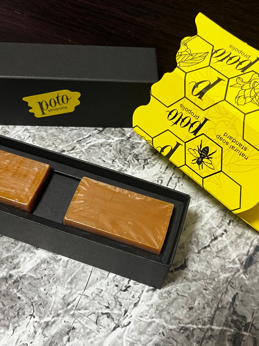 maishouta's tweet photo. キャラメルみたいだけど石鹸。

甘そうなのに甘くない。
肌にご褒美。

#POTONaturalSoap
#POTOソープ https://t.co/Q7GKG9EhMt