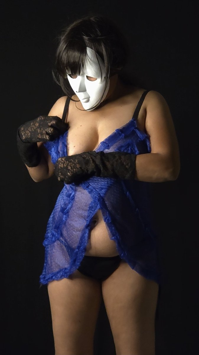 Adjusting.. candid click!
#NSFW #adultcreator #xhamster #desi