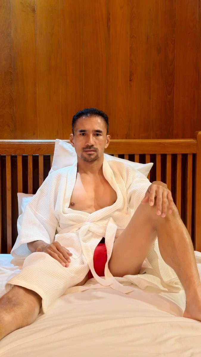 หนุ่ม เชียงใหม่/เจ้าถิ่นที่เชียงใหม่ มีรถรับส่ง พาเที่ยว เพื่อนเที่ยว หรือจะเรียกมาผ่อนคลายเบาๆ เปิดแอร์เย็น พร้อมจัดให้คุณใด้เต็มที่ ชอบแนวใหน ฟิวใหน เราจัดให้คุณใด้ สนใจโทร 097-3359801 ขอบคุณคับ