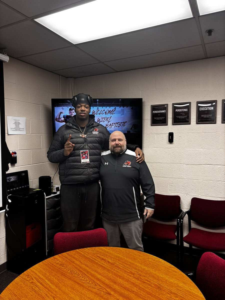 W I D E L tweet media