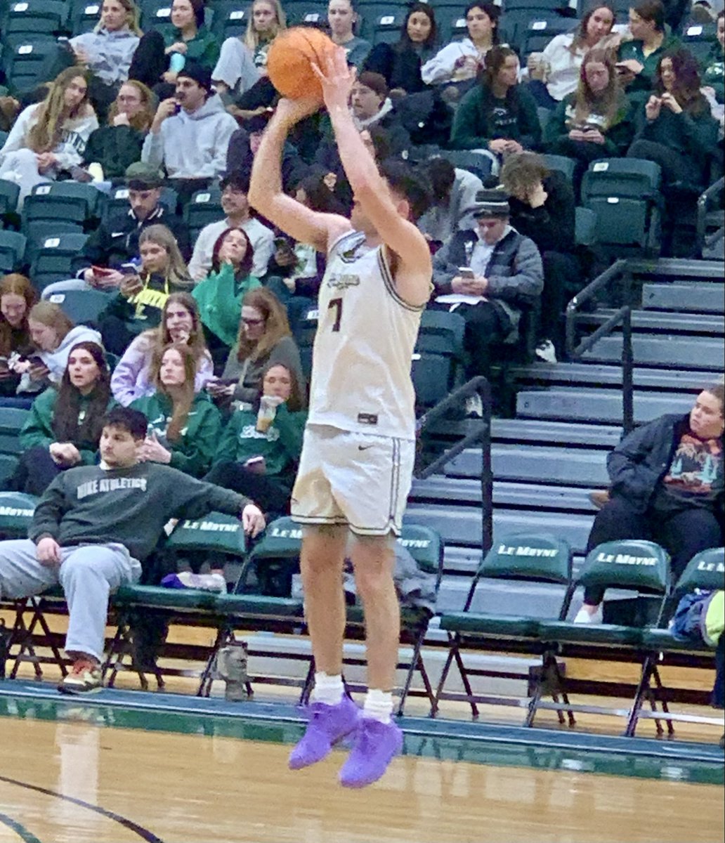 Brett Crandall tweet media