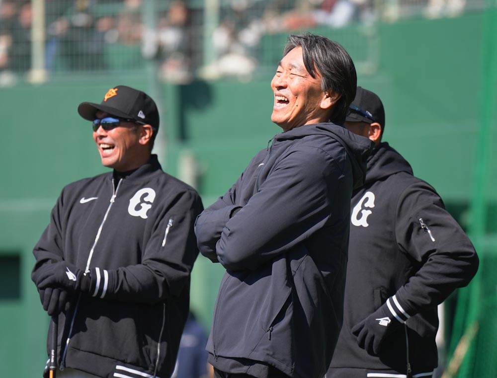 松井秀喜さんの臨時コーチについて

読売巨人軍OBの #松井秀喜 さん（51）が宮崎春季キャンプで臨時コーチを務める期間が、２月10（火）～12日（木）に決まりましたので、お知らせします。

松井さんは2024年以来の春季キャンプ臨時コーチとなります。

giants.jp/news/28539/