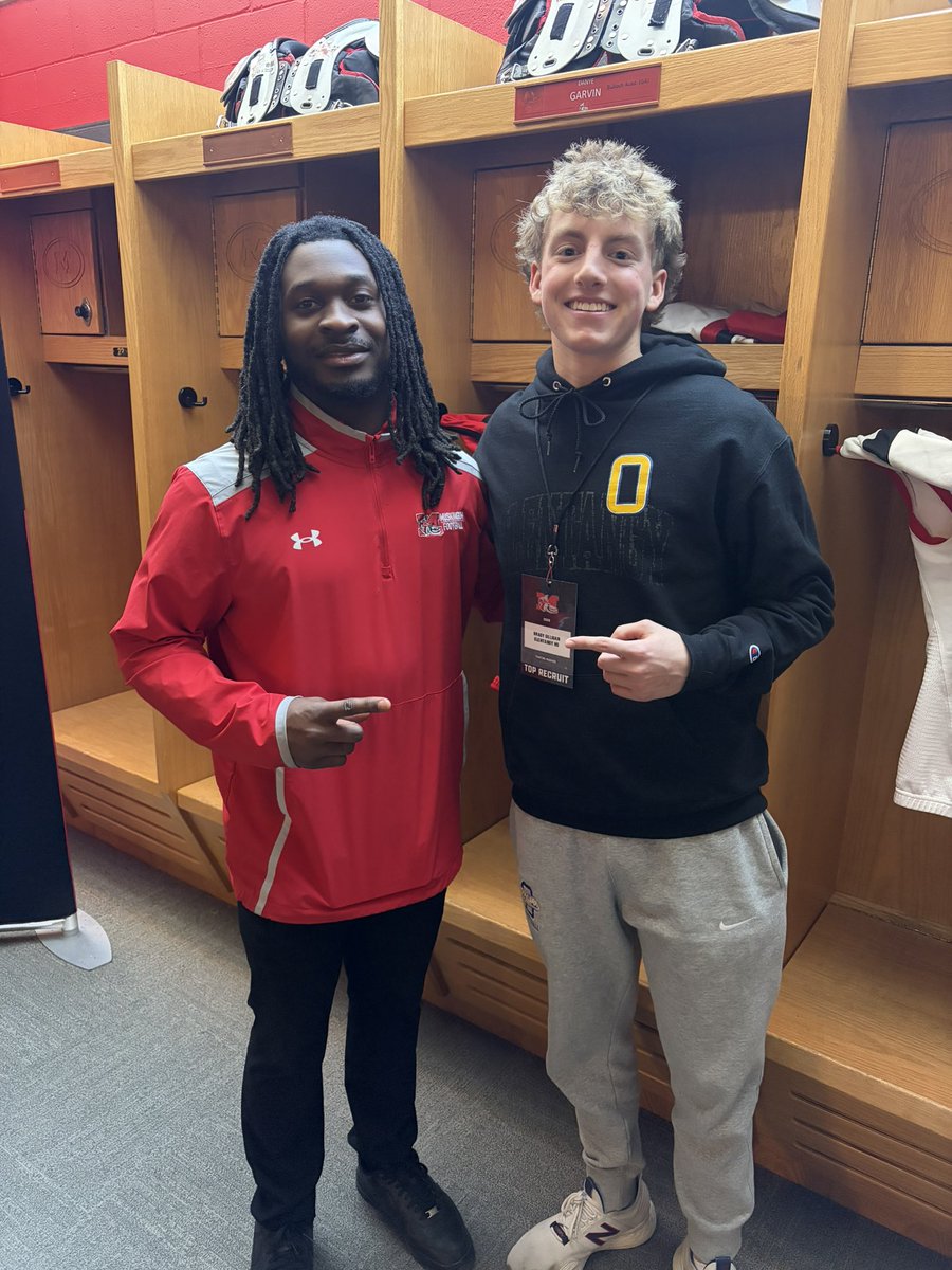 Brady_Gilly3's tweet photo. Thank you so much to the @MuskingumFB coaching staff and @CoachMNardo for having me out today! I really enjoyed getting to learn the offense and tour the facilities! @j_kelley7 @OHSBravesFB https://t.co/IM9GKKfA2y