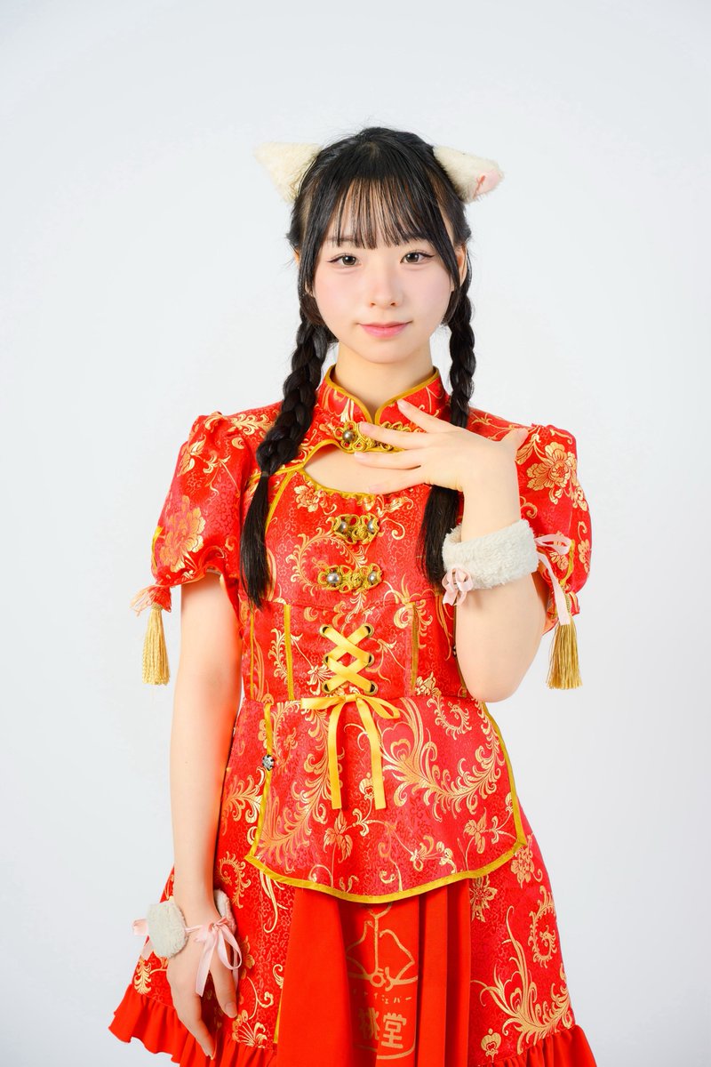 わー❕一緒に研究生頑張ってたしおりちゃん❤️ 頑張り屋さんで