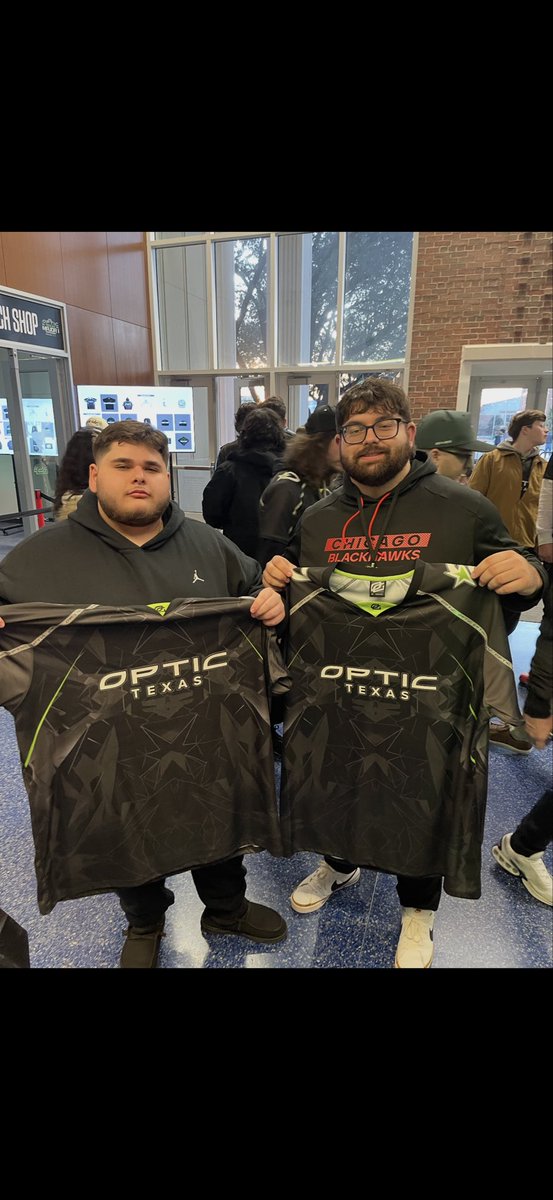 Slattyy_'s tweet photo. Day 3 #OpTic Major @cxtbbg @Remix__CoD https://t.co/NgMjYy2GIC