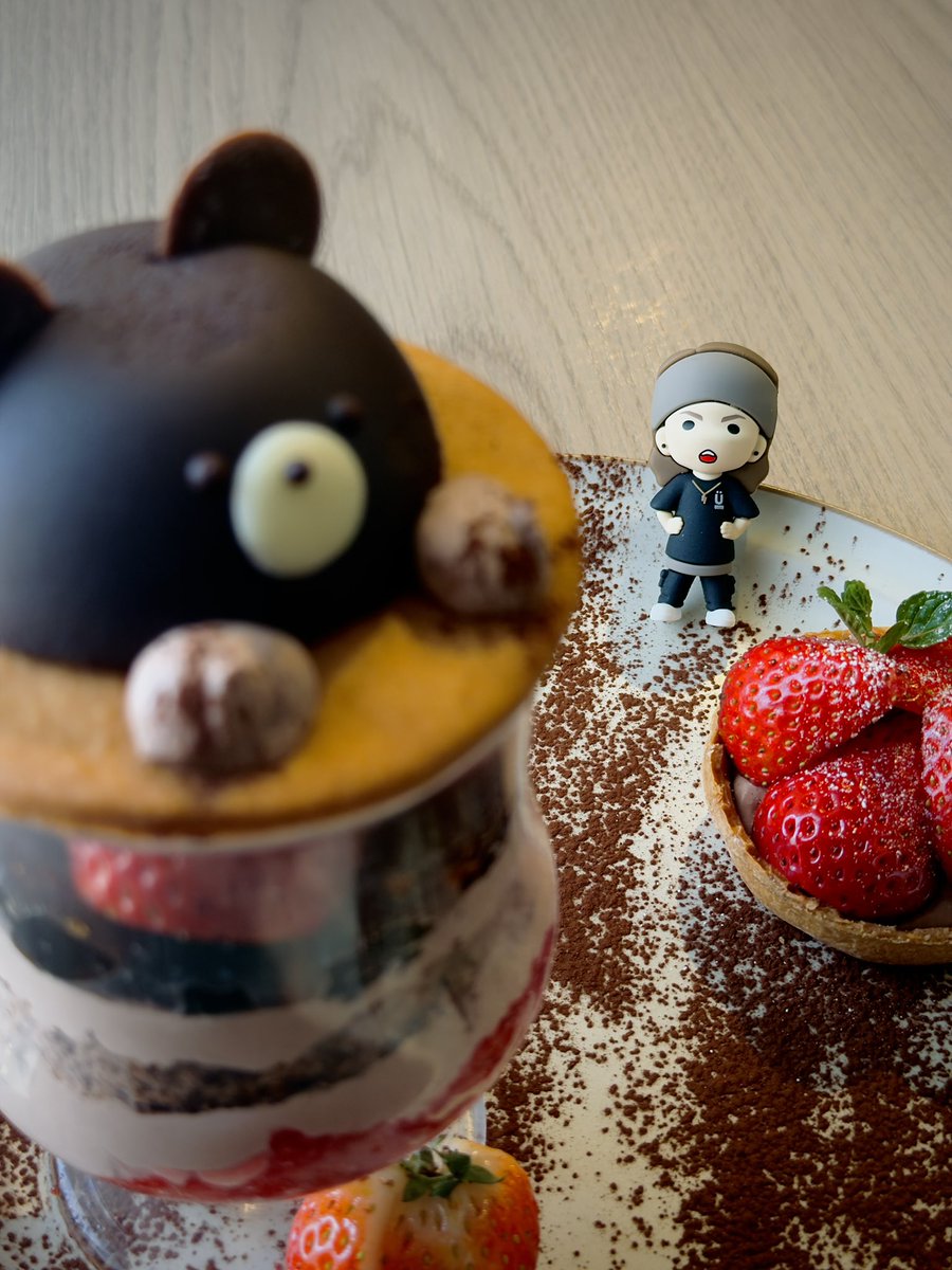 nyapi3995's tweet image. 2月スタート！！
今月もフォロワーの皆さん
よろしくお願いします🙌
今日は2026年LIVE始めだし
緊張もあるが楽しんでくる🥺✨
今日は耳が心地良い日になる...

2月最初のカフェ活☕️
バレンタインプレート🧸
とりあえずかわいすぎて
食べるの躊躇してしまうし
LIVE前に癒されました〜😽🍓