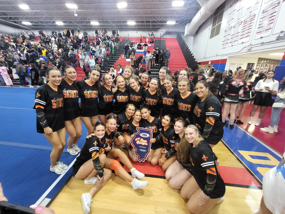 StCharlesEast's tweet image. What a day for the Saints!  Our dance team finished 3rd in the State.  Our Cheer Team finished 3rd in Sectionals &amp;amp; qualified for State.  While our @STCE_Wrestling won the Regionals and move onto Team Sectionals. @coachjohnnieb @CoachJPotter @STCEathletics #SaintsPride⚜️
