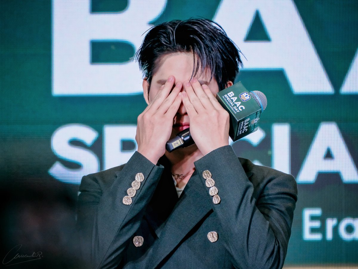 อยากหลับตาอยู่อย่างนั้น ทำอยู่อย่างนั้น ฝันถึงเธอเรื่อยไป…

BAAC SPECIAL DAY WITH WINNY

#BAACSpecialDayxWinny 
#BAACSpecialDay #winynny