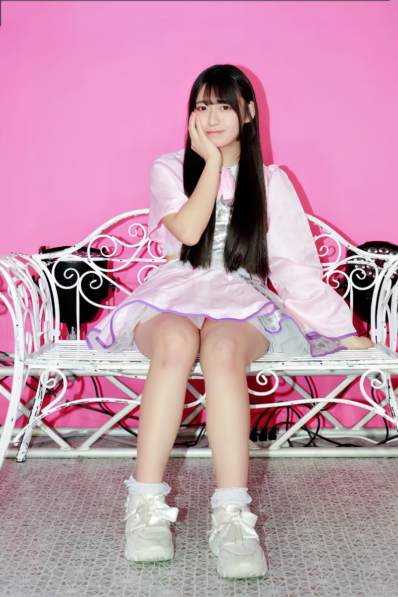 原宿学園 #宝物 #さとうもも 最近下ろし髪が多い ももりん💕 黒の艶髪