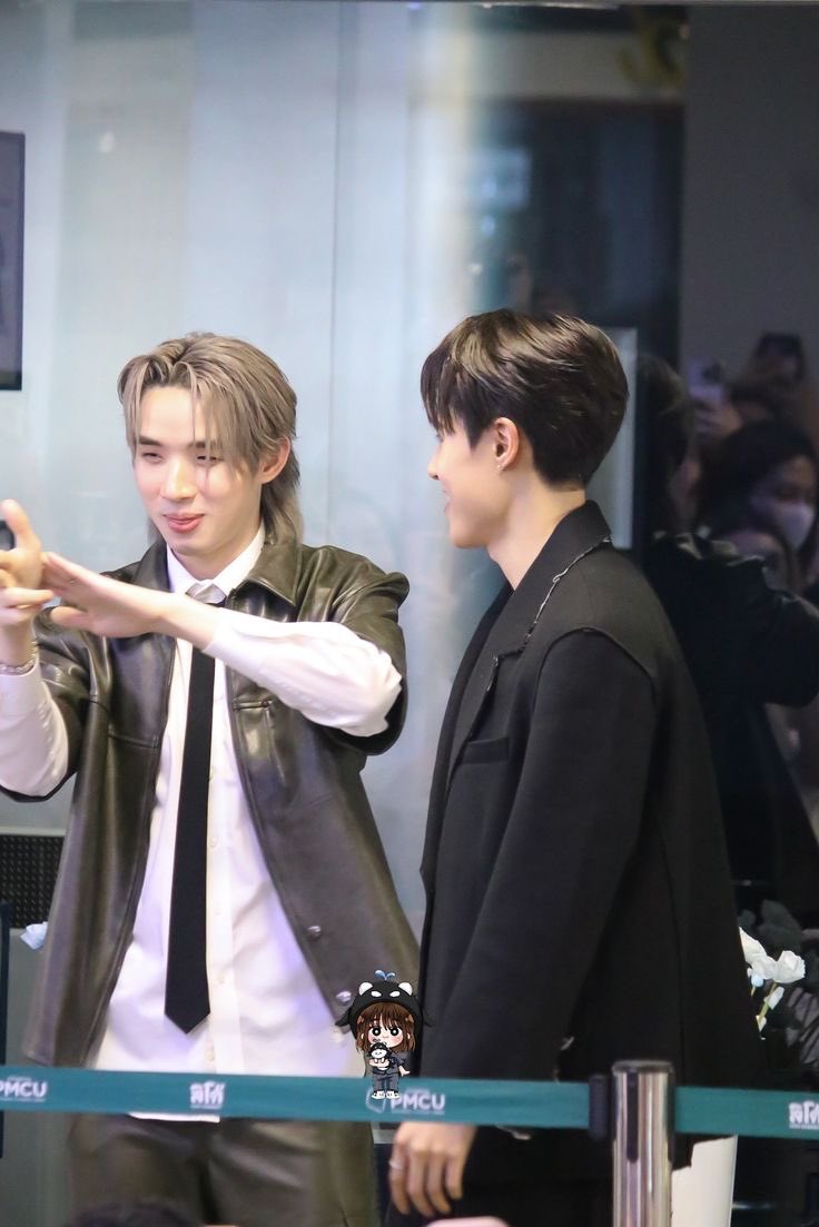 𝑹𝒖𝒎𝒊 (@nnuthonshi) on Twitter photo 