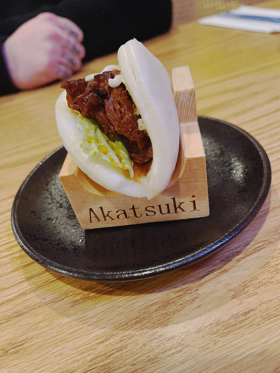 A_Red_1's tweet photo. 1st time at #Akatsuki! 10/10 recommend. https://t.co/7rUfNK56AC