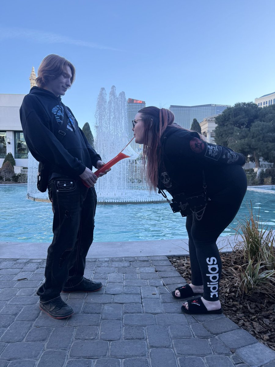 𝔹𝕣𝕒𝕥𝕥𝕪 𝕁𝕚𝕟𝕩𝕩 tweet media