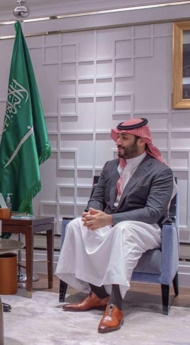 اللهم احرسه بعينك التي لا تنام، وبارك في جهوده وأعماله، اللهم اجعل ما يقدمه لوطنه وشعبه في ميزان حسناته ،،،..