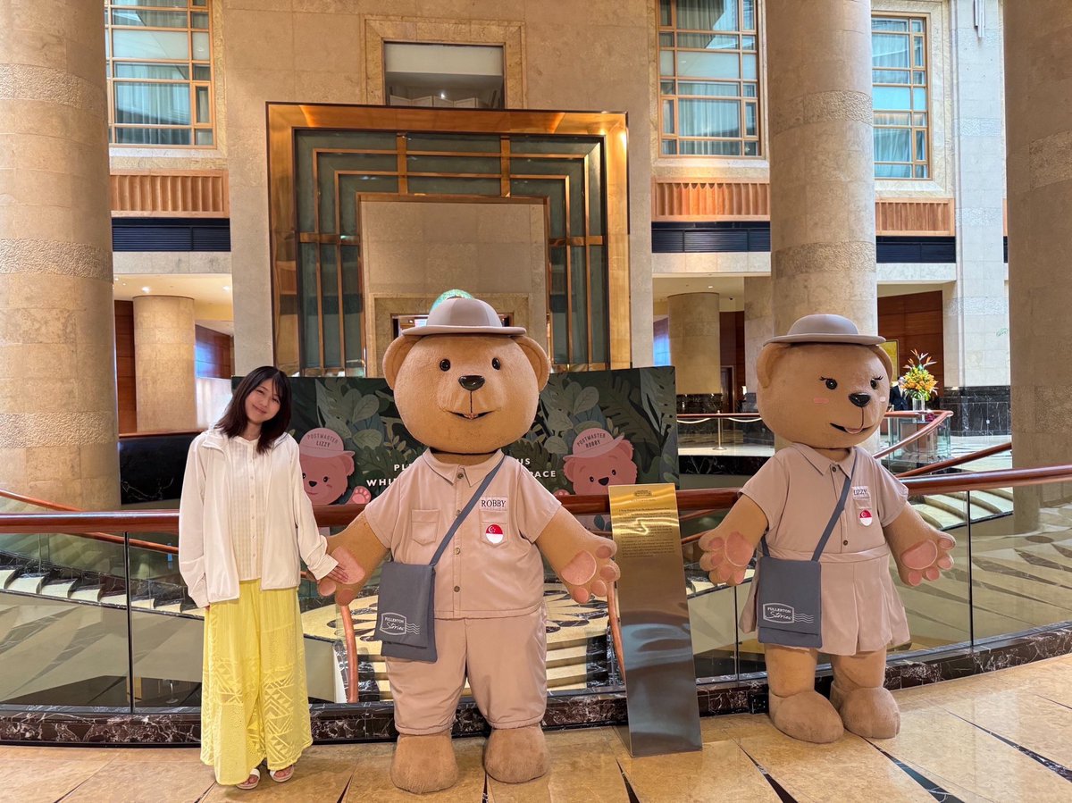 お久しぶりの投稿になってしまいました...

映画「マジカル・シークレット・ツアー」
でシンガポールに行った際にくまさんと🐻‍

 #有村架純