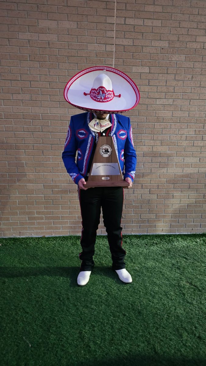 Maximillian Estrada tweet media