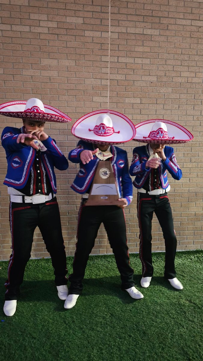 Maximillian Estrada tweet media