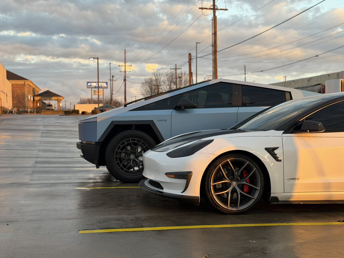 Rob Hood tweet media