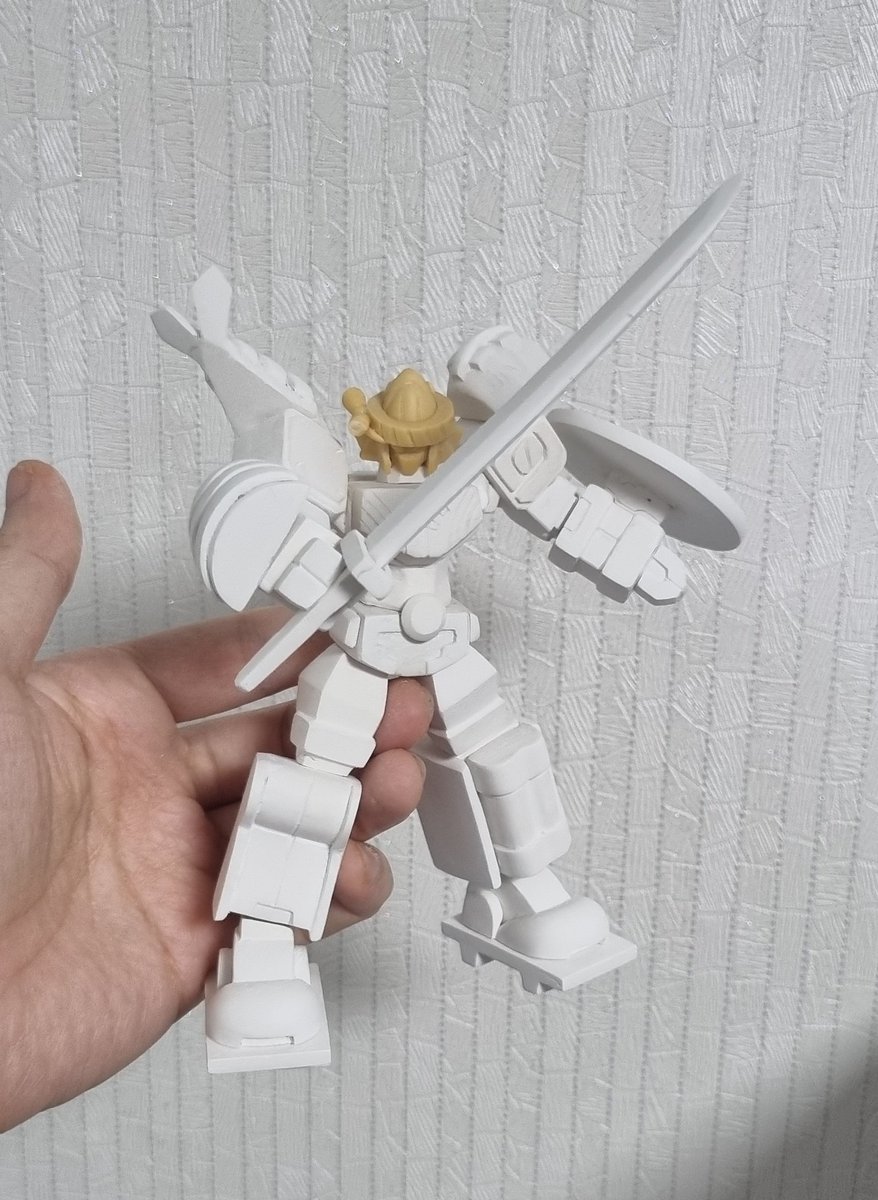 slime6758's tweet photo. あまり変わって無いですが、組み立て用の凸凹を作ってたり、穴埋めたりしてました。^^
先はまだまだ長いですね。^^;

#ブルアカ https://t.co/8NRR73fKIU