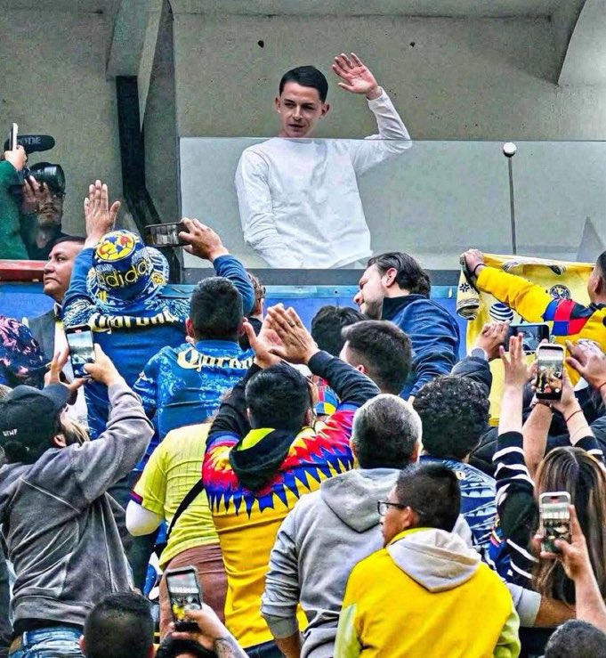 Magüito, gracias totales, gracias por todo. Gracias por venir a México, y hacerte profesional aquí. Gracias por conquistar nuestros corazones y darnos el tricampeonato. ¡Rómpela donde vayas, papá! Siempre (siempre) tendrás nuestro apoyo y amor. <a href="/Alvaro10fidalgo/">Alvaro Fidalgo</a> 🦅 ♥️