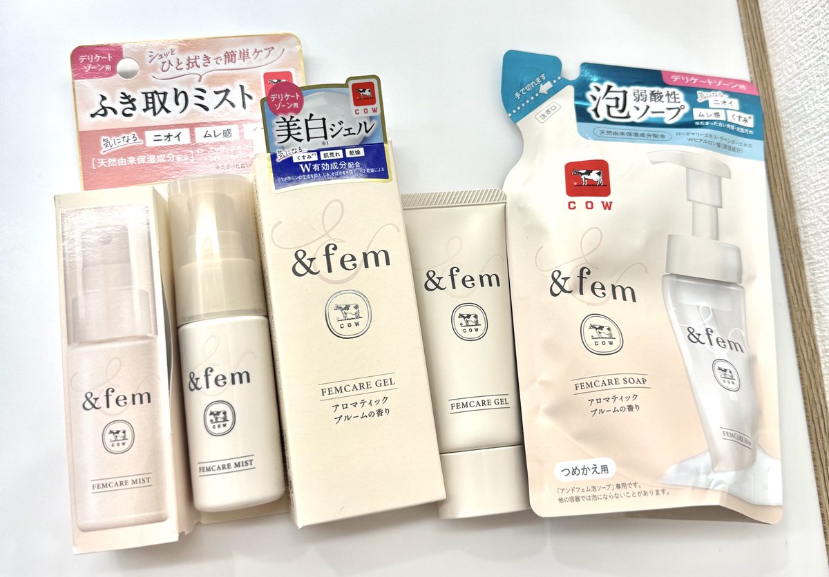 kkmnt512's tweet photo. &amp;fem
泡ソープが良くておかわりしようと思ったらジェルとミストもあったので買ってみた🐄💕
香りがとにかく良い〜好き〜
#コスメ購入品 https://t.co/Ify9723MQD