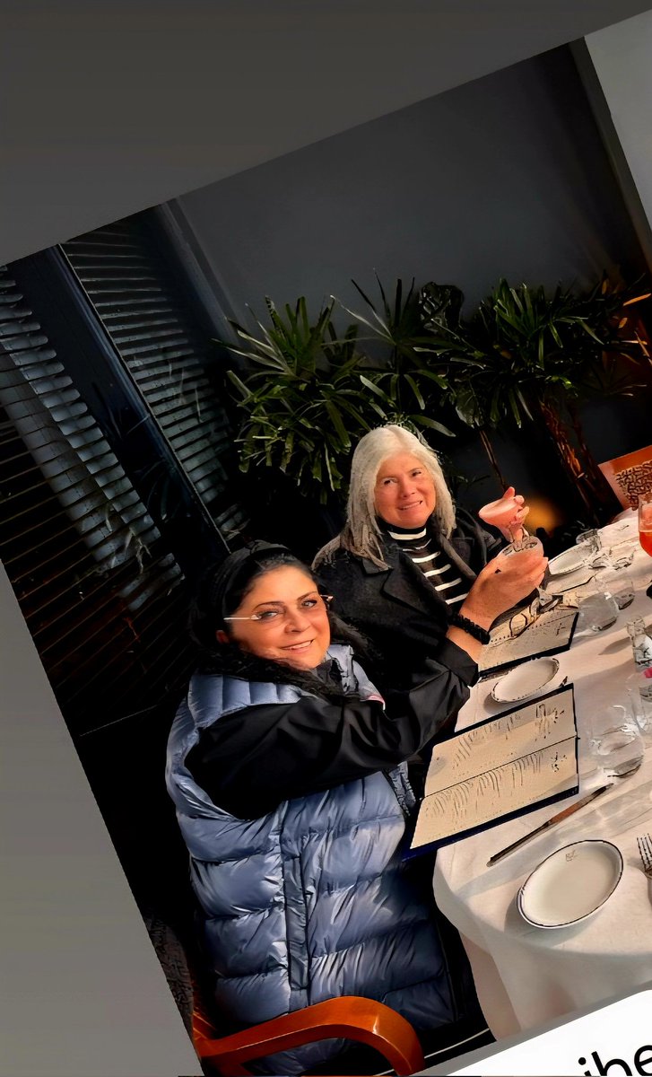 Festejando el Feliz Cumpleaños de su hermana <a href="/cascaruffo/">Marcela Ruffo</a>  🎊🎉junto <a href="/victoriaruffo31/">victoria ruffo</a>