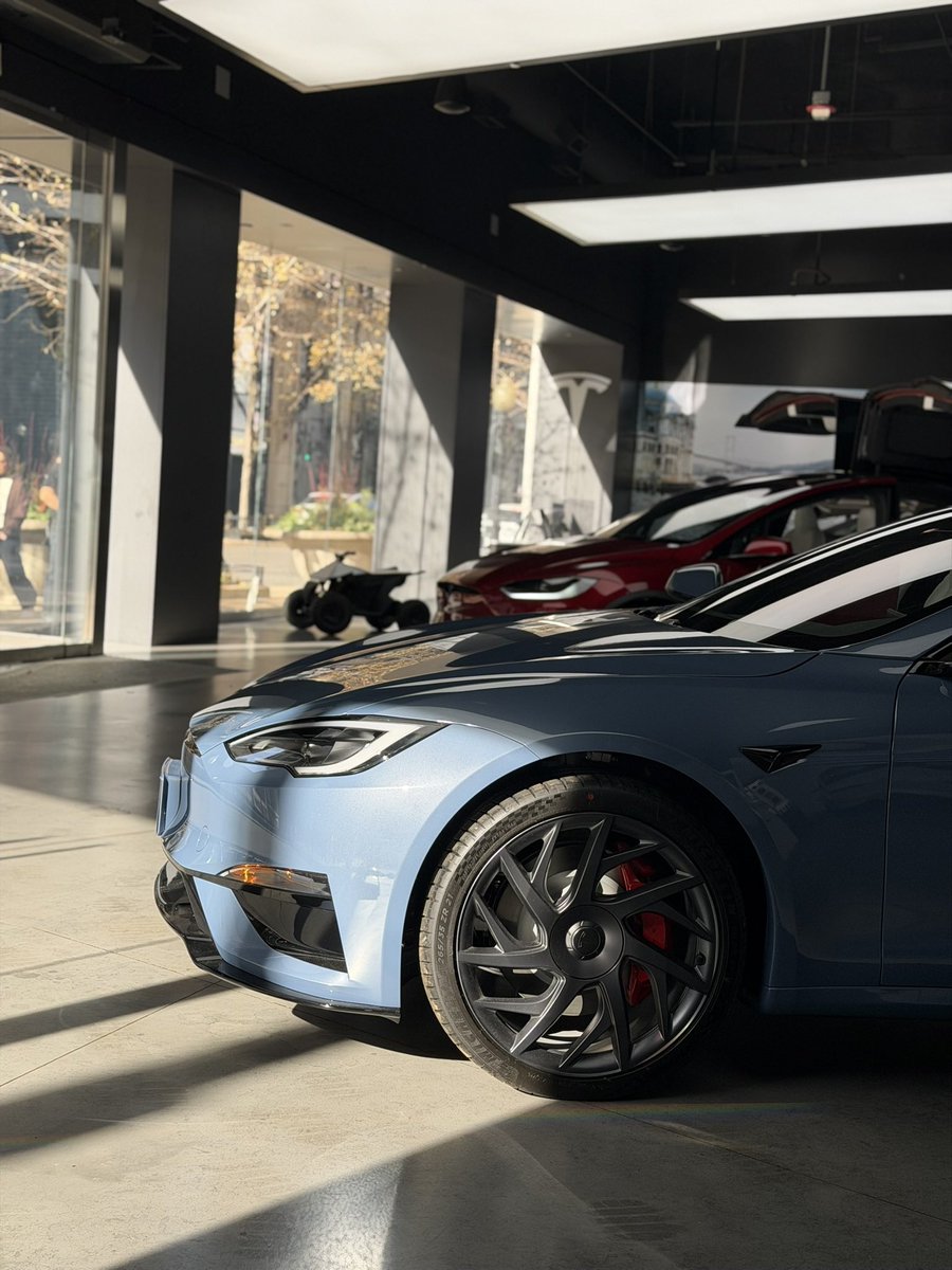 Rob Hood tweet media