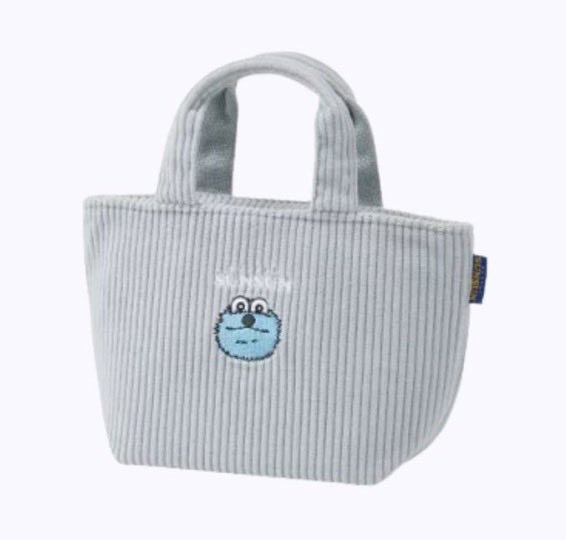 ☆PICKUP アイテム☆
『パペットスンスン ランチバッグ』

ふわふわやさしい手触りと頼れる収納力◎
シンプルだからこそ、大人かわいく使えちゃう🫶
ブルーとグレー、選ぶのが難しい…💦

▽詳しくはこちら♪▽#pr 
a.r10.to/h5t2eK