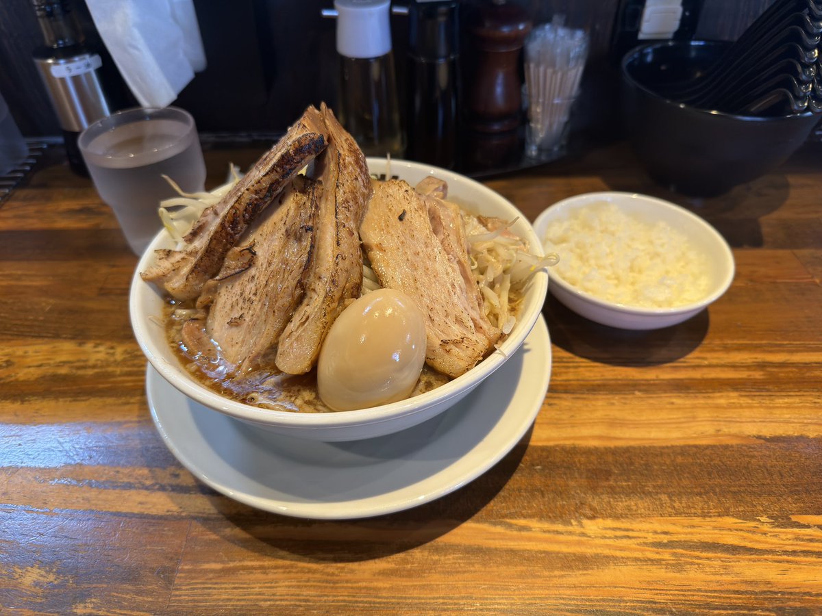 _jubeatyt_'s tweet photo. 千葉プルプル食堂のラーメンは
安定のうまさ https://t.co/CYF6xvZQyf