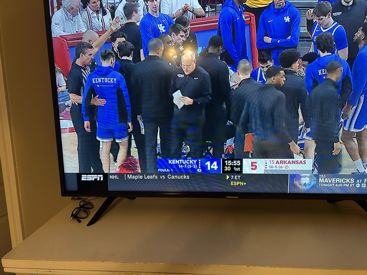 Doug “UK” Shows at it again. At one point UK shot 7 ft’s and 2 possessions before Arkansas had the ball! 😂😂😂