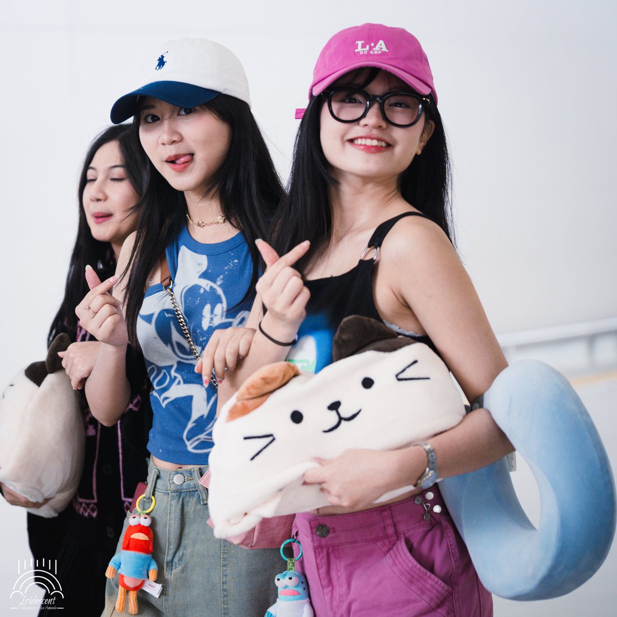 260201 SUB

Safely landed on your first stop, safe trip on your way to Tulungagung🤍

<a href="/AA_AlyaJKT48/">Alya Amanda</a> w/ her bestie <a href="/Y_CynthiaJKT48/">Cynthia Yaputera</a> <a href="/AR_AnindyaJKT48/">anindya ramadhani</a> 

#IridescentBloom #Pelangiku #アリア #JKT48AirportFashion