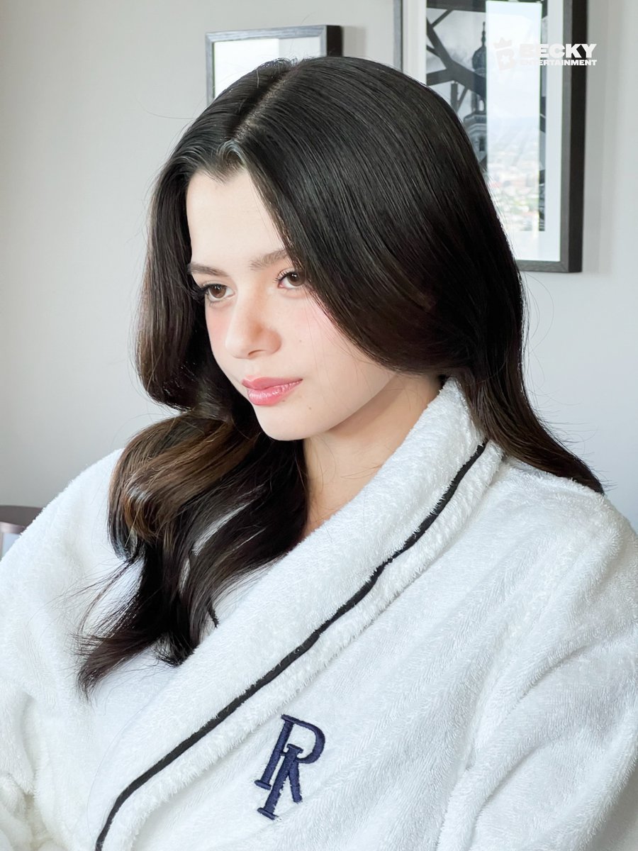 beckyentofc's tweet image. Becky Armstrong shines radiantly ahead of the Australian Open 2026, attending as a distinguished guest of @RalphLauren.

REBECCA AT AUSTRALIAN OPEN 
#BeckyxPoloRLStyle 
#BeckyxAO26 
#BeckyEntertainment