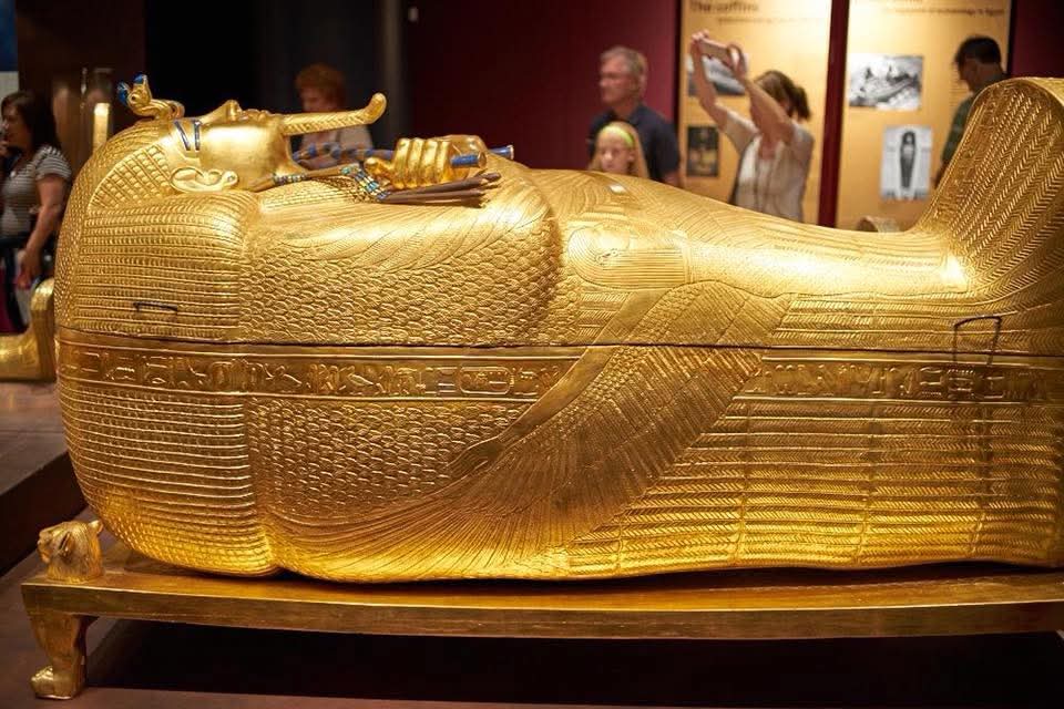 The Outer Coffin of King Tutankhamun,carved of Cypress Wood,and Covered with a layer of gold foil.

التابوت الخارجي للملك توت عنخ آمون، المنحوت من خشب السرو، والمغطى بطبقة من رقائق الذهب.