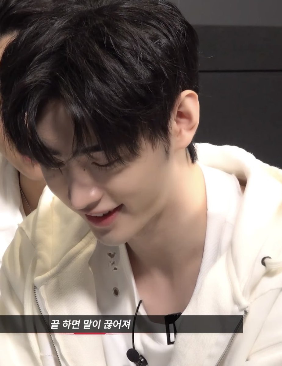 ihxso's tweet image. 무슨뱀파이어가이렇게귀염상입니까. . .