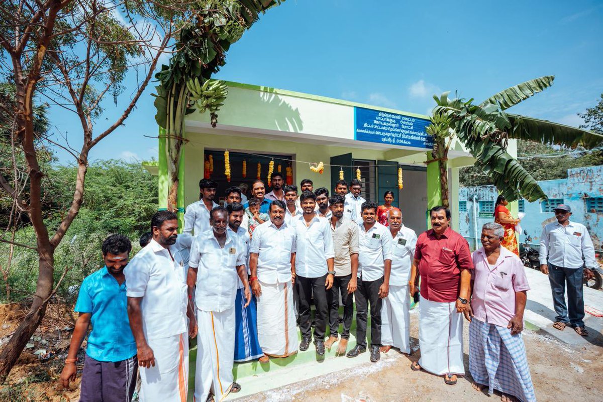 NainarBJP's tweet photo. திருநெல்வேலி சட்டமன்றத் தொகுதிக்கு உட்பட்ட  கோடகநல்லூர் கிராமத்தில் 2025- 2026 சட்டமன்ற தொகுதி மேம்பாட்டு நிதியில் இருந்து 10  லட்சம் ரூபாய் செலவில் புதிதாக அமைக்கப்பட்ட வட்ட நியாய விலைக் கடையின்
திறப்பு நிகழ்வில் கலந்து கொண்டு மக்கள் பயன்பாட்டிற்கு தொடங்கி வைத்தேன். https://t.co/b3pDbrBFkO