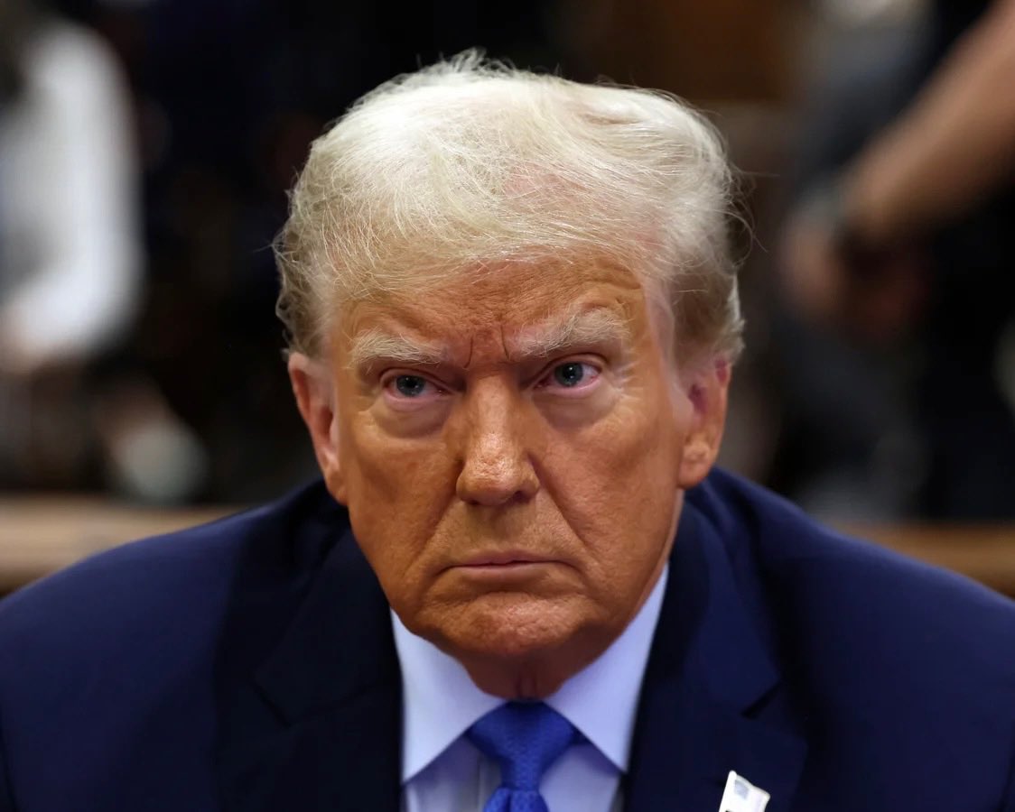 World_Affairs11's tweet image. BREAKING:

President Trump warned Canada with 1000% tariffs if it makes trade deals with China