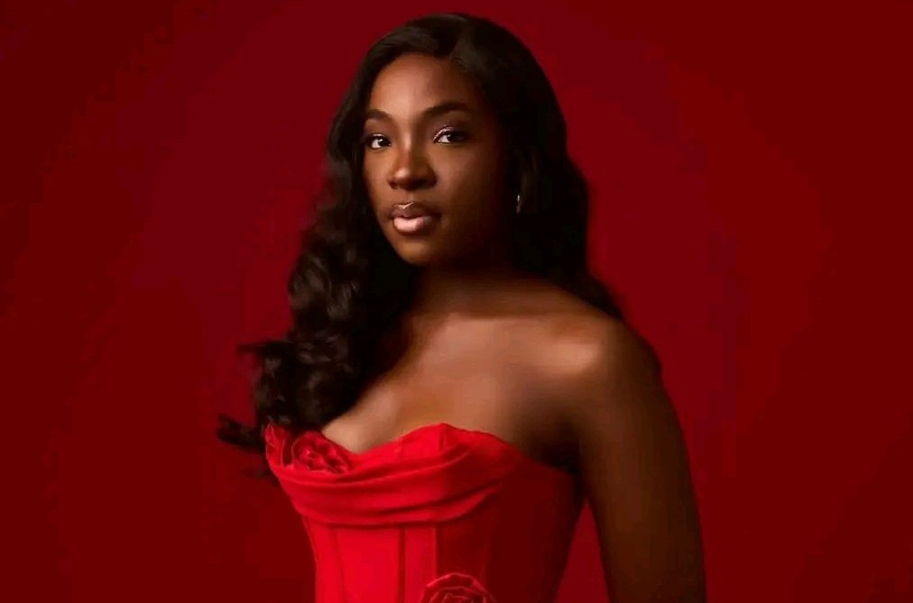 IgboHistoFacts's tweet image. Sad as we lost fast-rising singer Ifunanya Nwangene, known as Nanyah Music, who reportedly died after a snake bite at her Abuja home. 💔

Gone too soon. Drop 🕊️ to pay your respects.