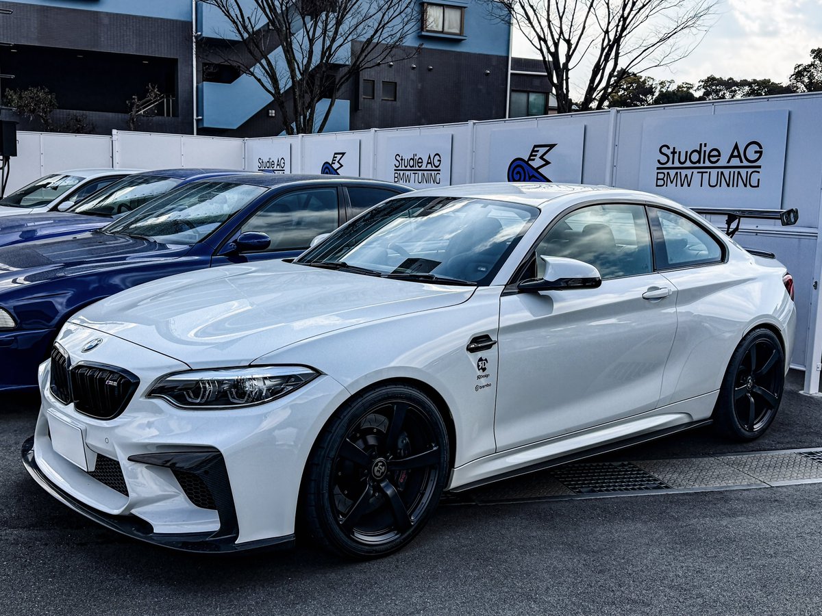mashuuu_41's tweet photo. F87 M2界隈で話題の。
爆音寄りの快音 💣💥
#3Ddesign
#BMW
#M2competition https://t.co/hfqSoWAthQ
