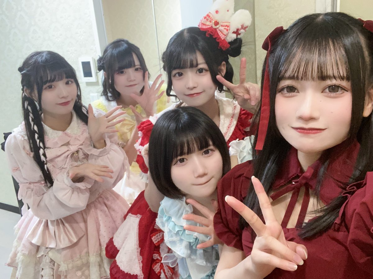 amane_utopia's tweet photo. ぷれしゃす♡ぱーてぃーさん❕❕❕
生誕ライブ出演していただきありがとうございました💫💫かわいいかわいいって言ってくださったのも応援してくださったのも凄く嬉しかったです＞ ̫＜ ♡
ライブも一緒に楽しめて幸せでした🫶
楽しいライブをありがとうございましたᐡ ̳ᴗ  ̫ ᴗ ̳ᐡ https://t.co/Quhr5cOZvX