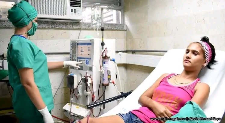 EmbaCubaFrancia's tweet image. Gouvt #Trump: la politique « zéro pétrole pour #Cuba » n'affectera que le régime.

(dialyse, salle d'opération, incubateurs) 

⚠️Sans carburant, ces équipements cesseront de fonctionner. ⚠️

 Génocidaires.  

#CubaEstáFirme #CubaPorLaVida