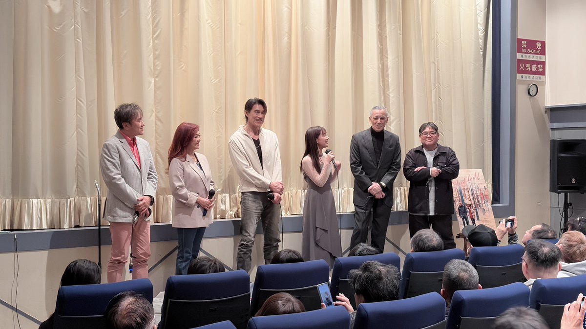 SN_Film's tweet photo. 映画『サイレントナイト』
昨日の横浜上映、大盛況でした！🎬✨
ご来場くださった皆さま、本当にありがとうございました。
そして上映は、まだまだ続きます。
ぜひ引き続き、劇場でご覧ください⛄️
#サイレントナイト 
#横浜 
#シネマジャックアンドベティ https://t.co/pA5J3NpSGj