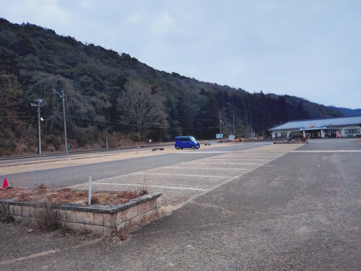 おは秋終わって夕方来てみたら誰も居ないんですね。