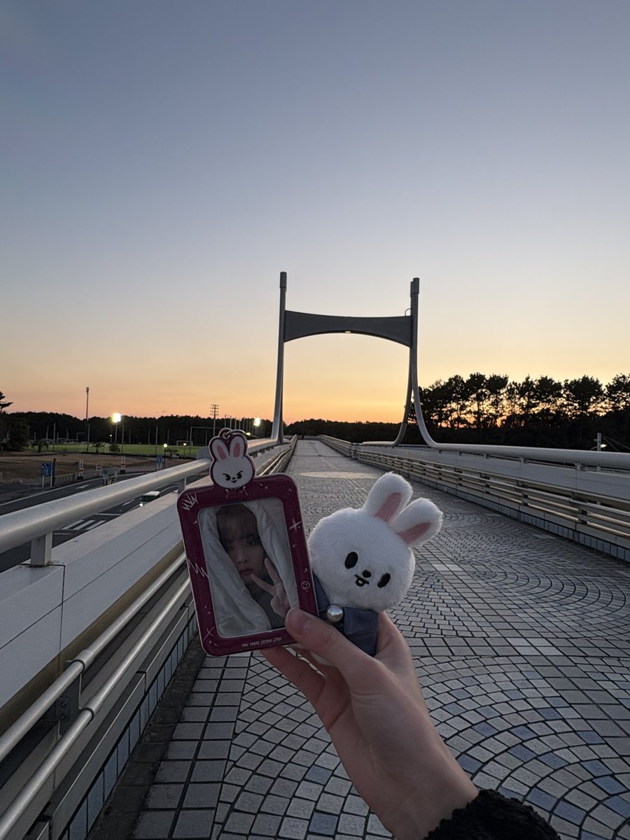 s__know's tweet photo. 人生初のハイタッチ会、最高な思い出になりました🫶
詳しくはALTに書いてます⬇️ https://t.co/cq9hPFQs8m