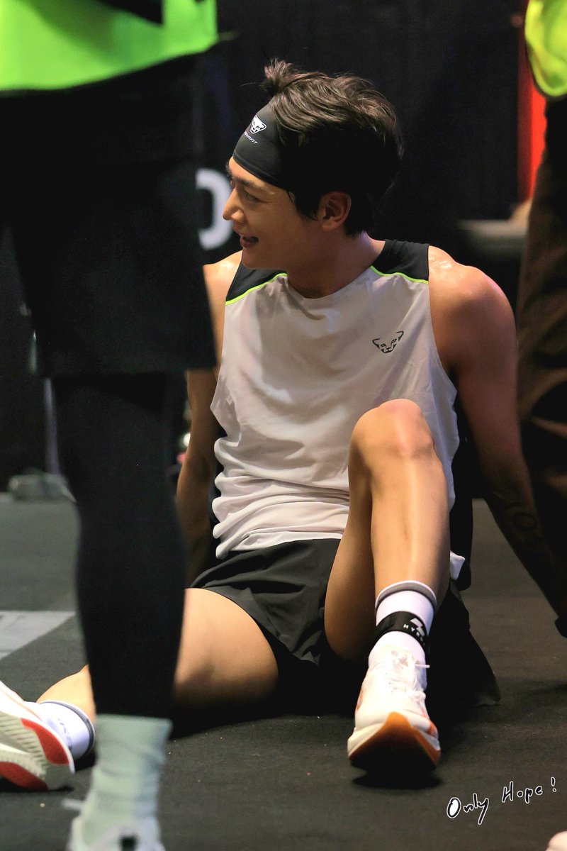 preview.
260201 샤이니 민호 HYROX OSAKA 💎

매 순간 최선을 다해 뛴 민호가 너무 자랑스러워.

#샤이니 #SHINee #민호 #MINHO #ミンホ