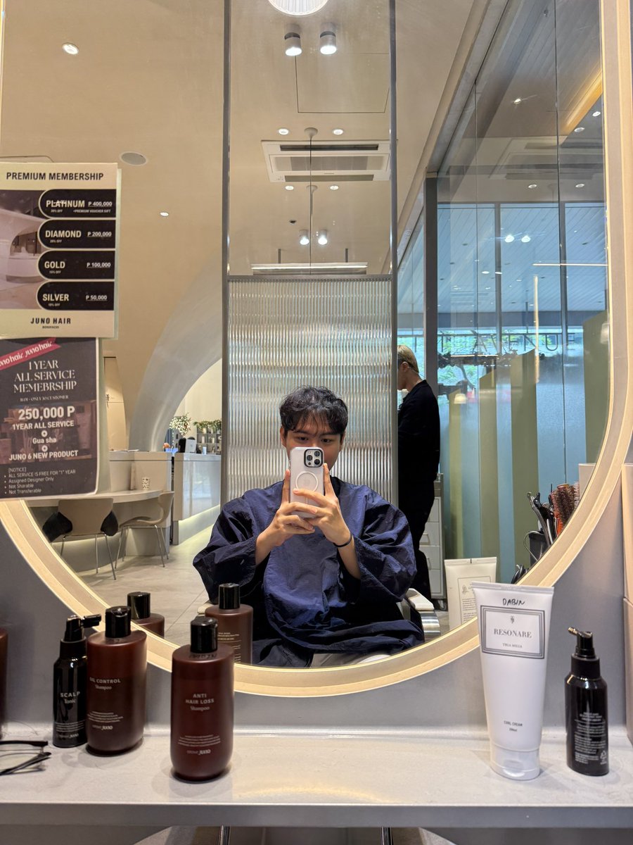 jayesey's tweet photo. A little late on X, but yes, new year new me 😎 https://t.co/kgVWUfTqhv
