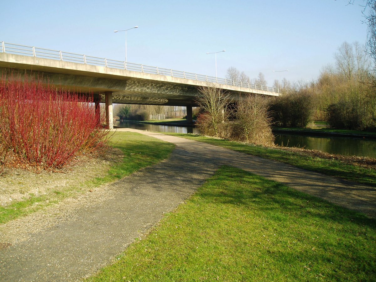 retired_tom's tweet image. My photos from #February 2008

@CanalRiverTrust #GrandUnionCanal #MiltonKeynes #MK #Bridge #Narrowboat #Reflections 

#Canals &amp;amp; #Waterways can provide #Peace &amp;amp; #calm for your own #Wellbeing #Lifesbetterbywater #KeepCanalsAlive